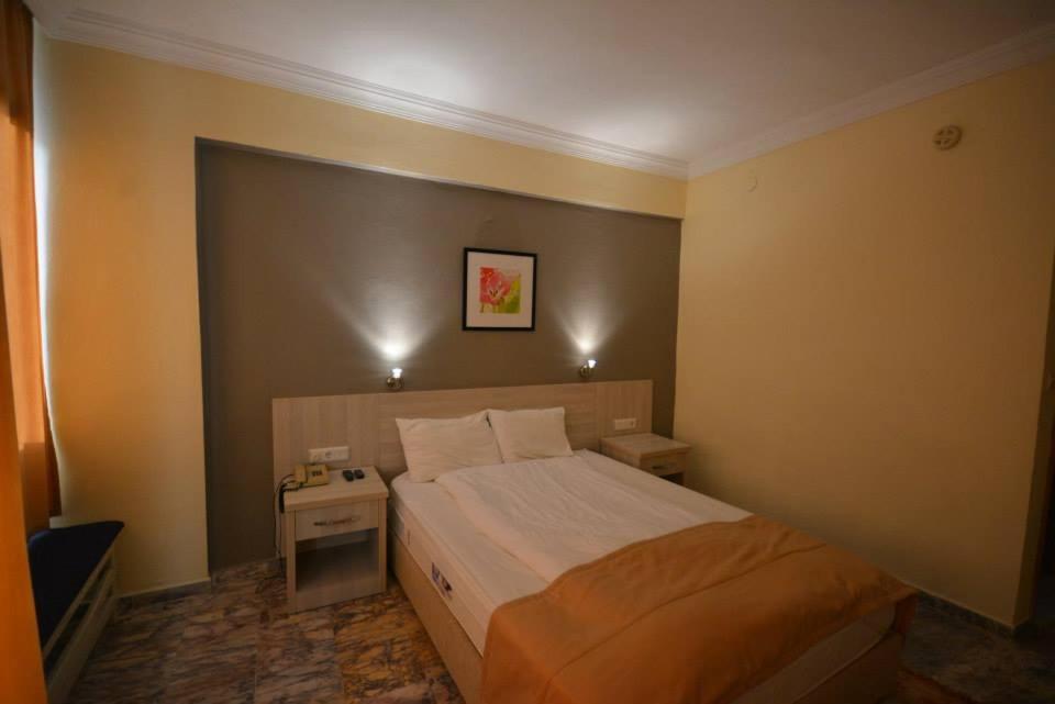 Native Hotel Ovacık Екстериор снимка